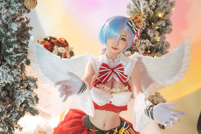 爆机少女喵小吉-圣诞蕾姆-骸骨少女[53p+2v/581M]