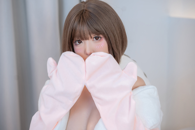 爆机少女喵小吉-咸鱼外骨骼装甲 雪糕时间[63p+6v/861M]